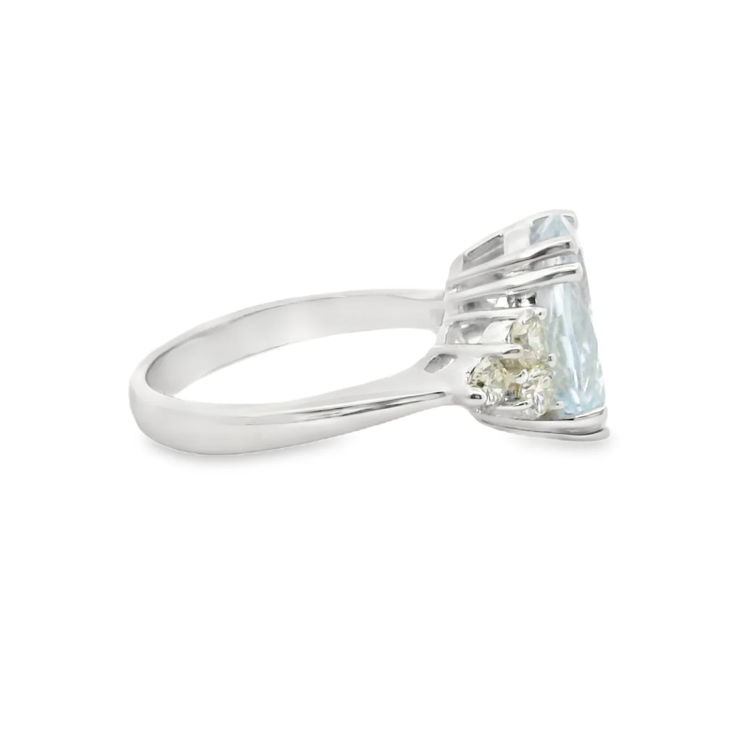 Aquamarine and Diamond Ring - Image 4