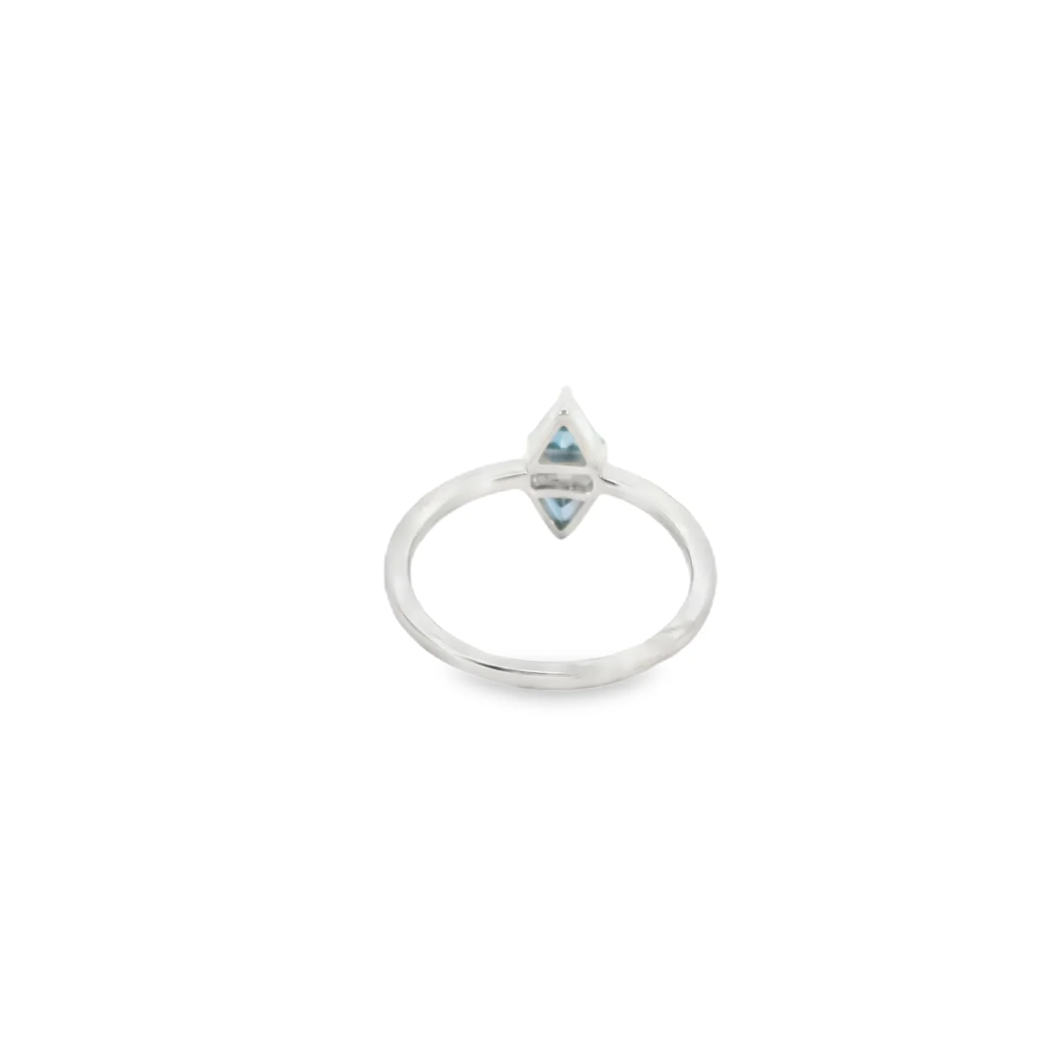 Blue Topaz Ring - Image 3