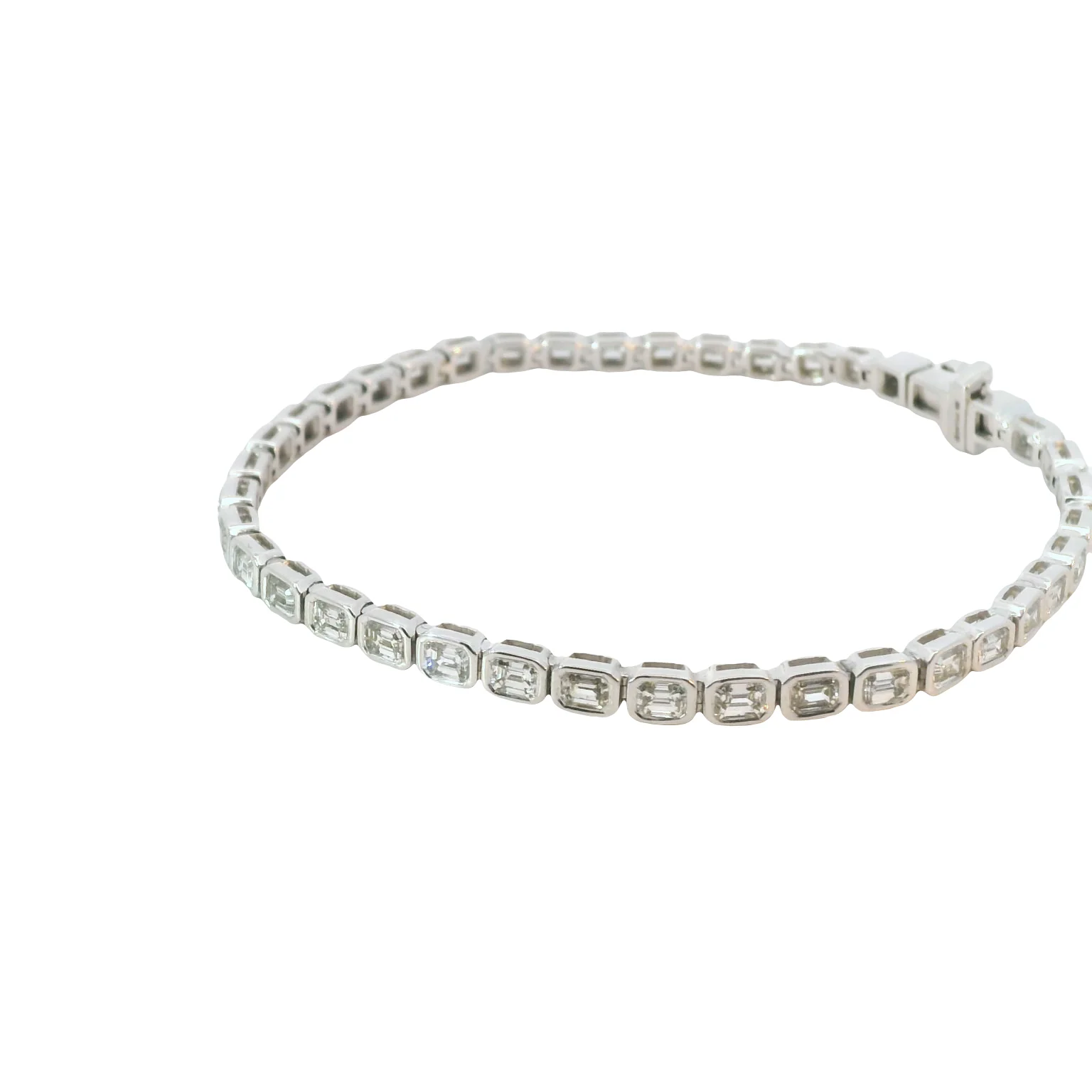 Diamond Bezel Set Tennis Bracelet - Image 4