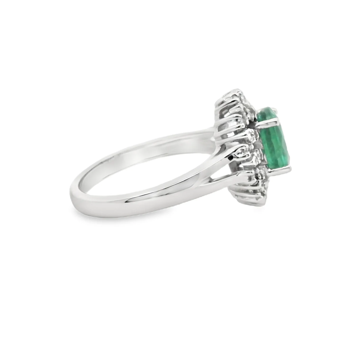 Emerald and Diamond Ring - Image 4