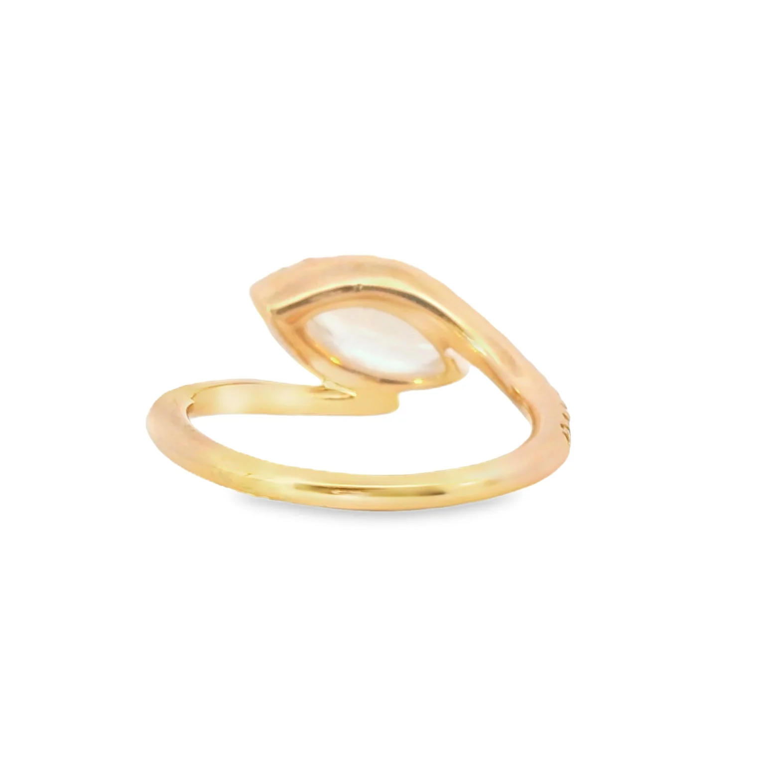 Morganite and Diamond Ring - Image 3