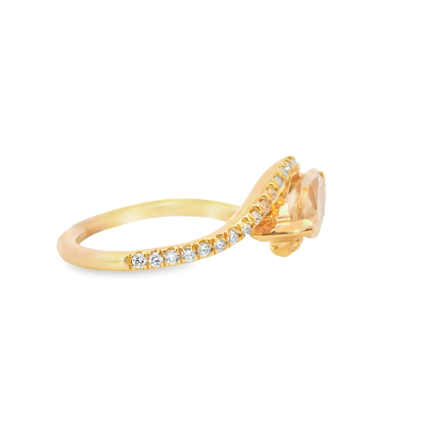 Morganite and Diamond Ring - Image 4
