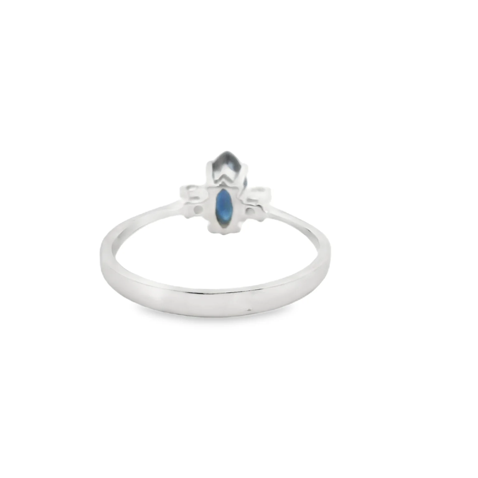 Sapphire and Diamond Three Stone Ring - Image 3