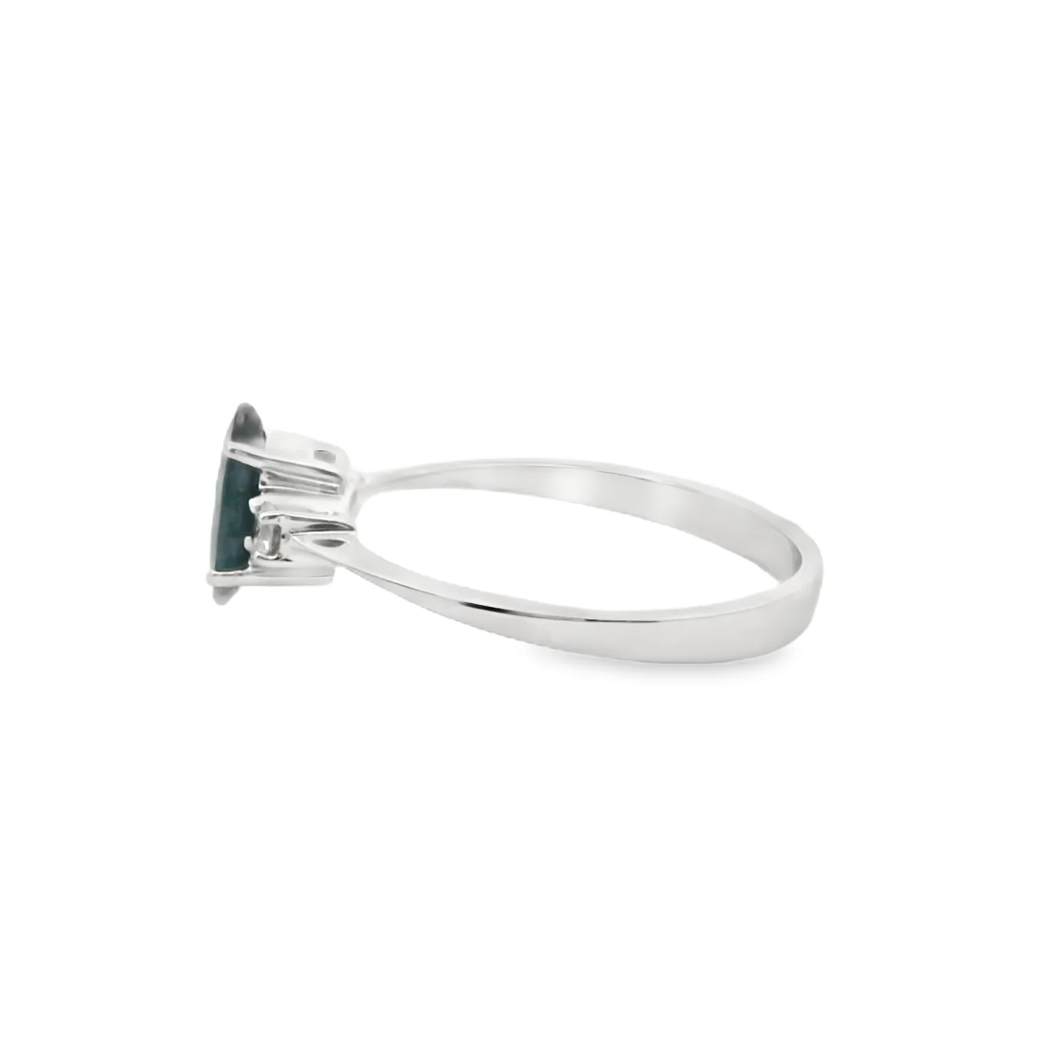 Sapphire and Diamond Three Stone Ring - Image 4