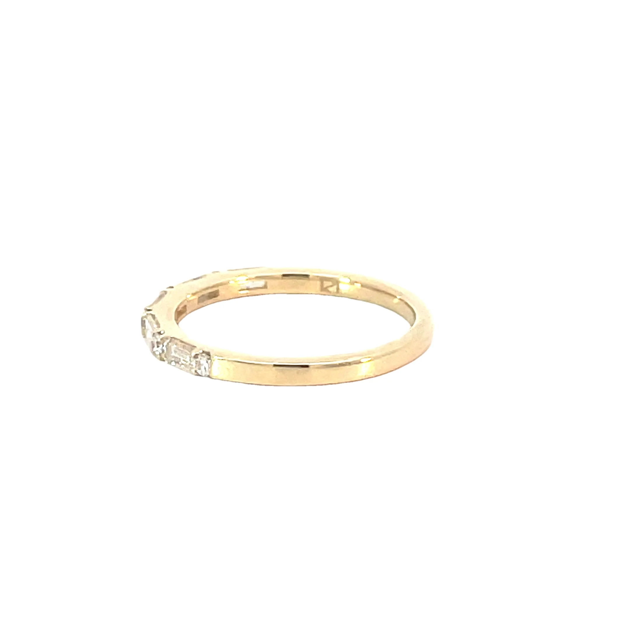 Yellow Gold Alternating Diamond Band - Image 2