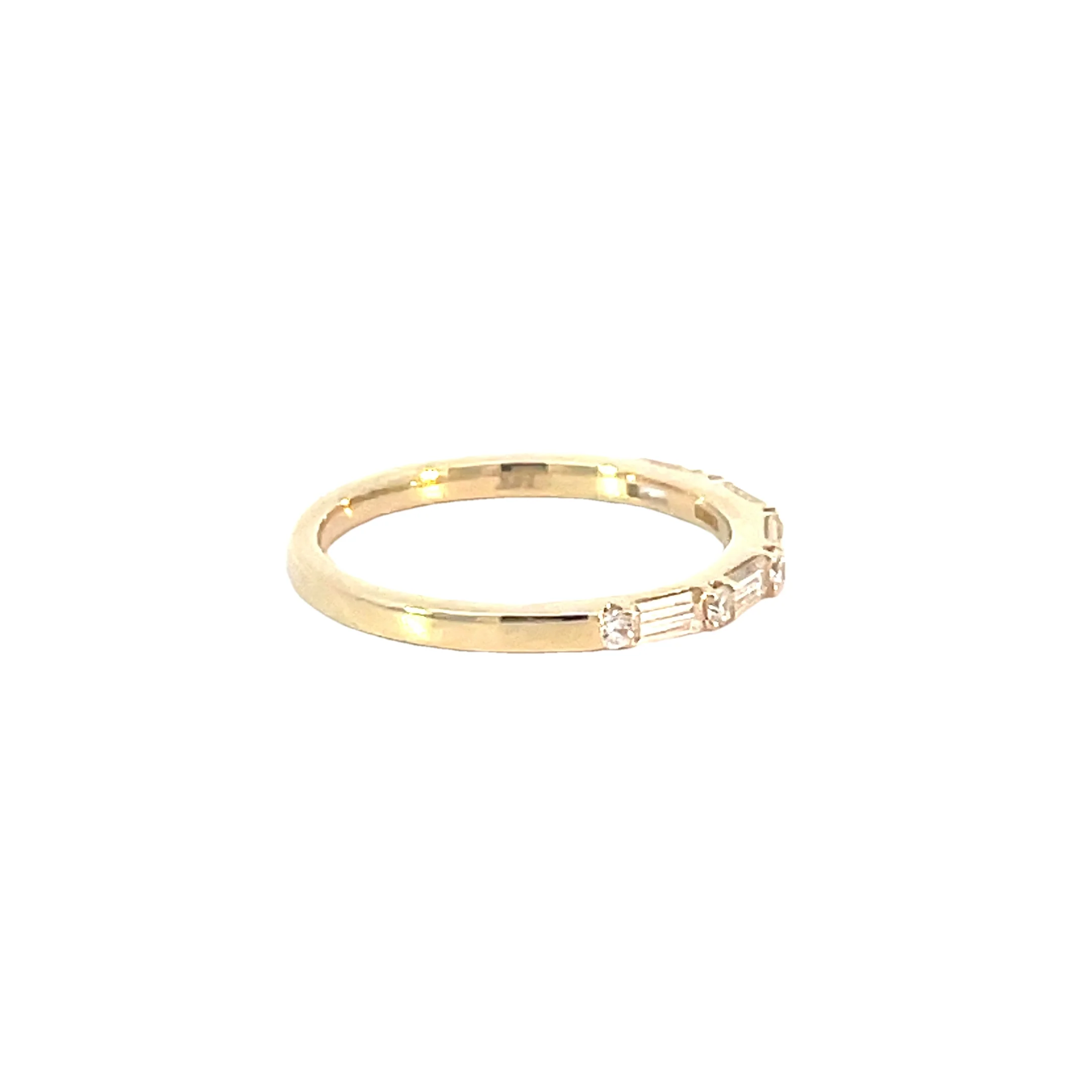 Yellow Gold Alternating Diamond Band - Image 4